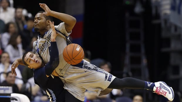 Ryan Arcidiacono and D'Vauntes Smith-Rivera